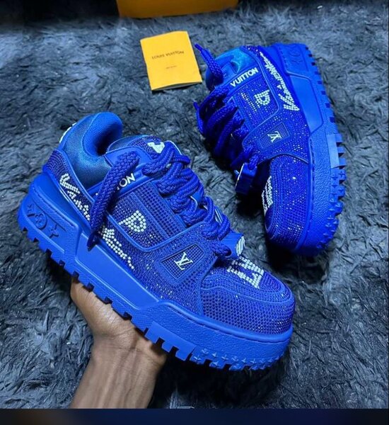 Baskets tendance avec strass