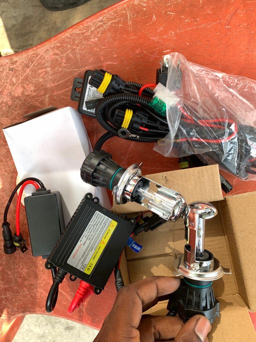 H4 HID Xenon Chargeable Bulb (Set)