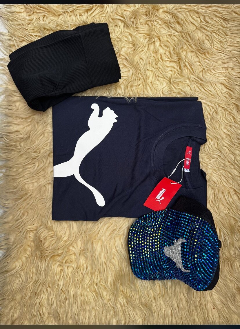 T-shirts stylés avec casquettes