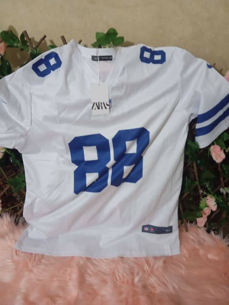 Maillot de sport numéro 88