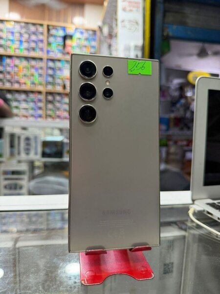 Samsung S24 Ultra 256giga