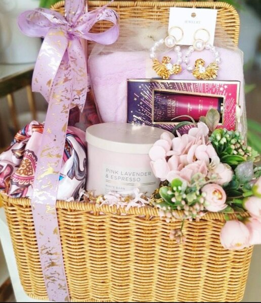 Mothers Day hamper