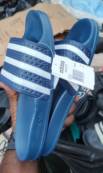 Sandales Claquettes Adidas