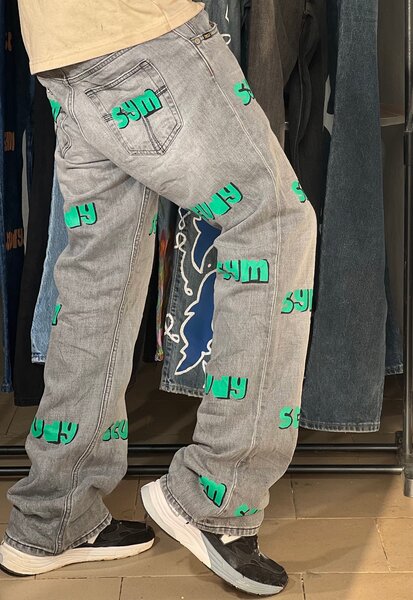 Jean gris imprimé moderne