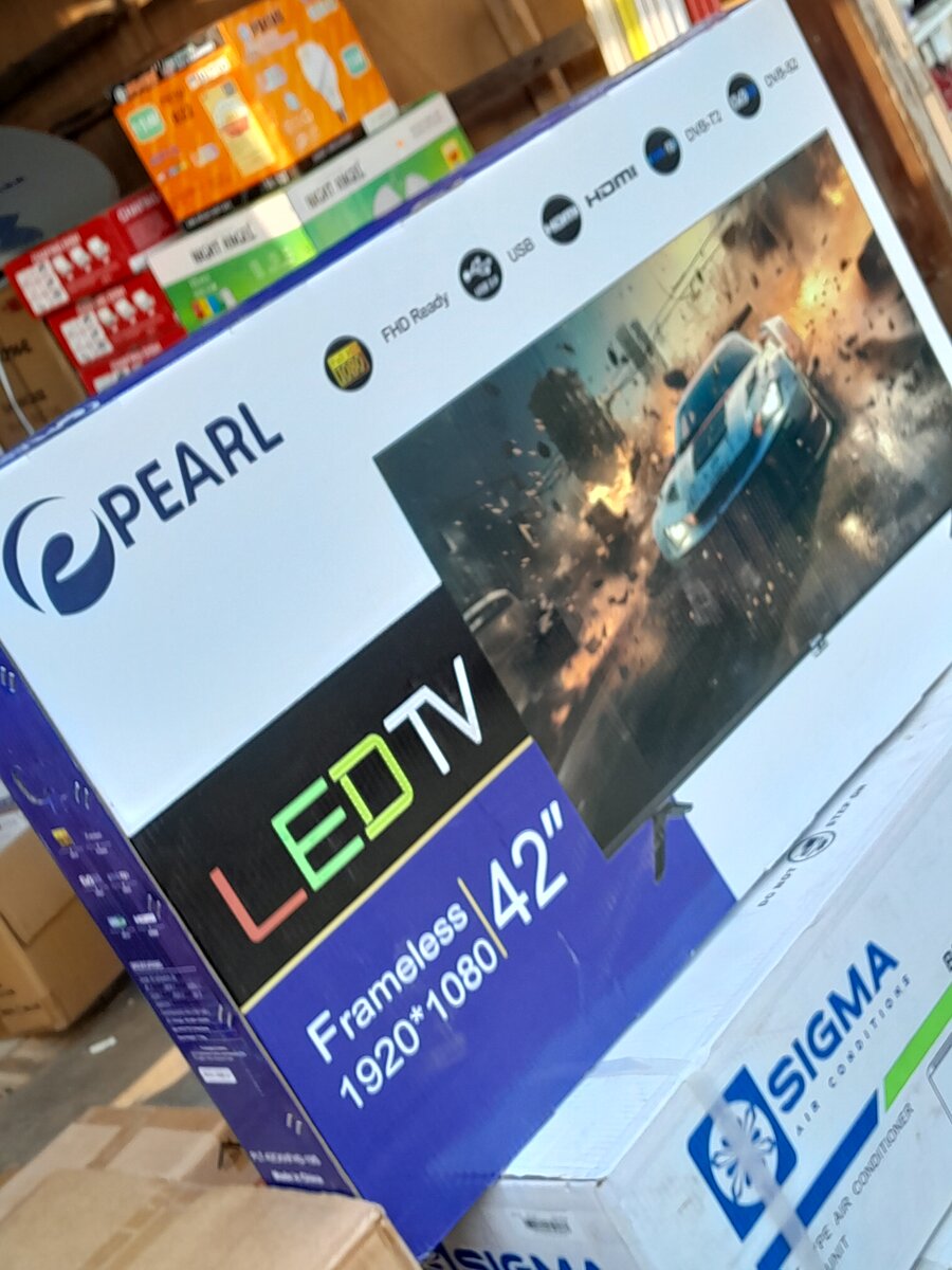 PEARL 42" LED  DIGITAL SATELITE