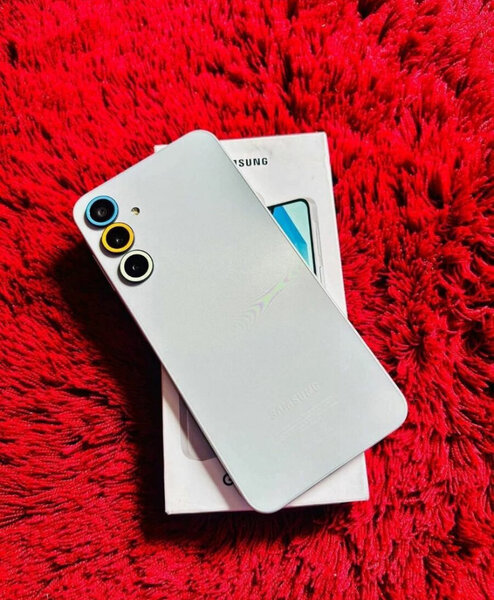 Samsung Galaxy A16 Smartphone