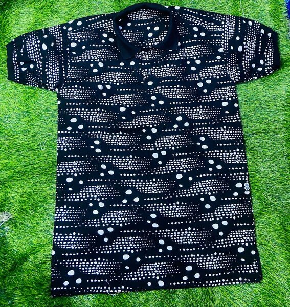 Polo à motifs ethniques