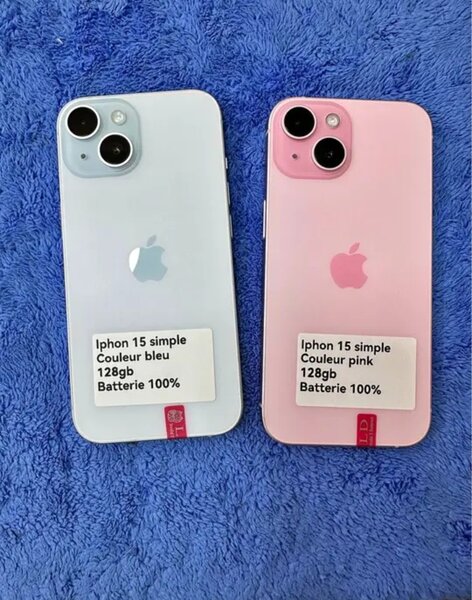 iPhone 15 Bleu et Rose 128GB