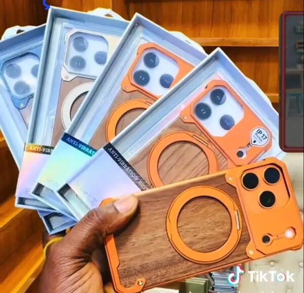 Coque iPhone bois naturel