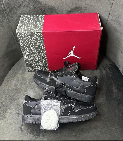 Air Jordan 1 Travis Scott Black Phantom