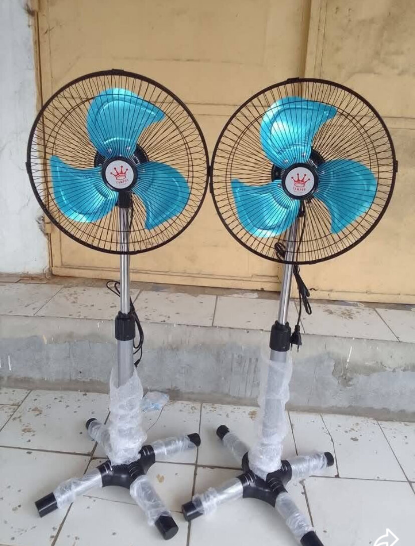 Ventilateur sur pied réglable