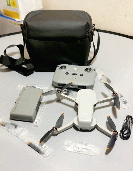 Mini Drone DJI avec sacoche