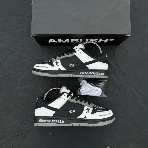 Sneakers mode Chrome Hearts