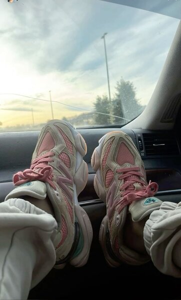 New balance 9060 rose