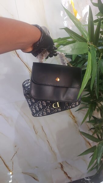 Sac bandoulière élégant