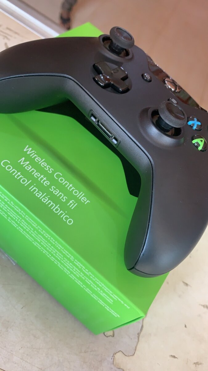 Xbox one wireless controller