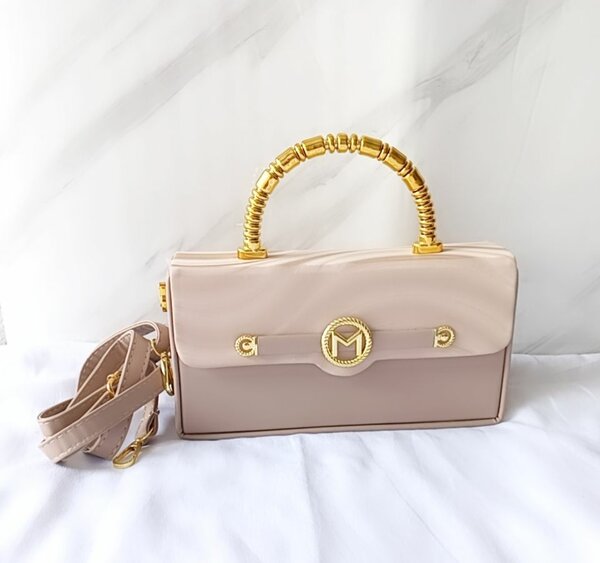 Sac à main élégant en cuir