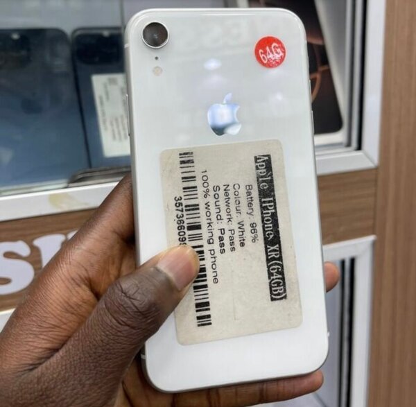 Apple iPhone XR 64GB Blanc Débloqué