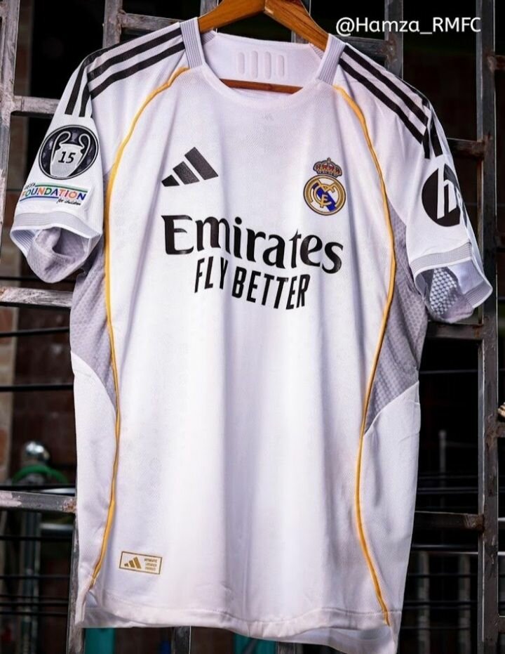 Maillot de football authentique