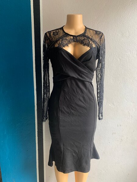 Lot de 36 vêtements femmes