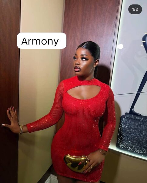 Robe Rouge Éclatante Femme