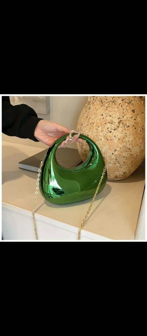 Sac à main élégant en métal