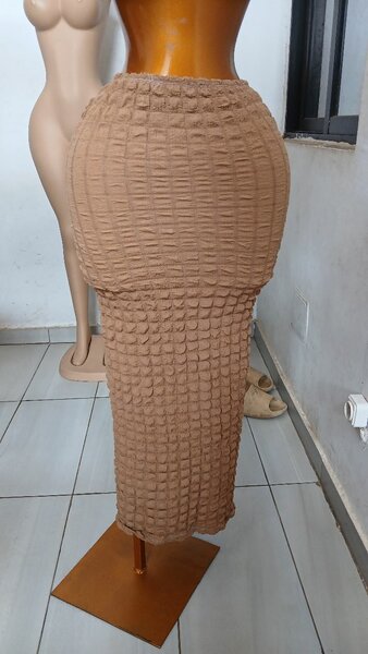 Jupe longue texturée élégante