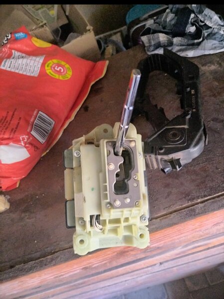 Mercedes Benz gear selector and other mercedes parts