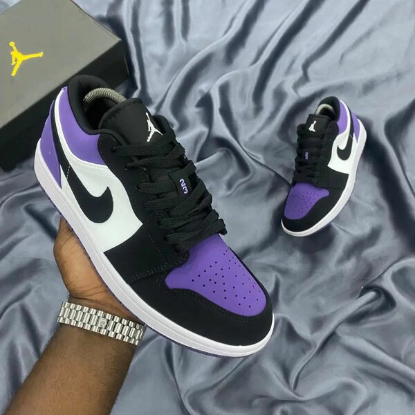 Nike Jordan low