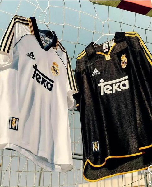 Maillots de football Real Madrid