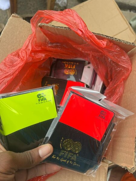 Sifflet d'arbitre Fox 40