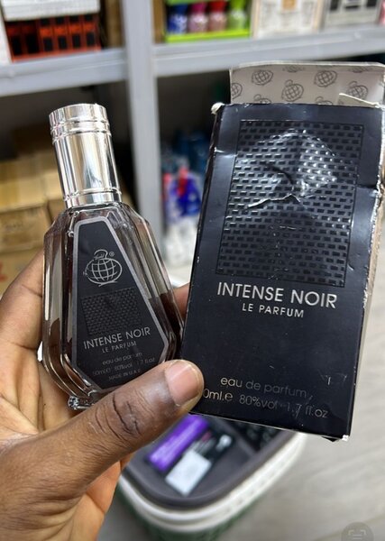 Intense noir