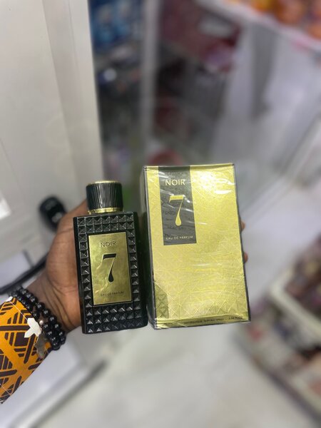 Parfums NOIR 7