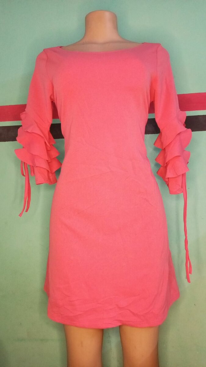 Robe élégante en dentelle