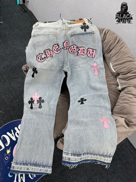 Jeans créatifs personnalisés