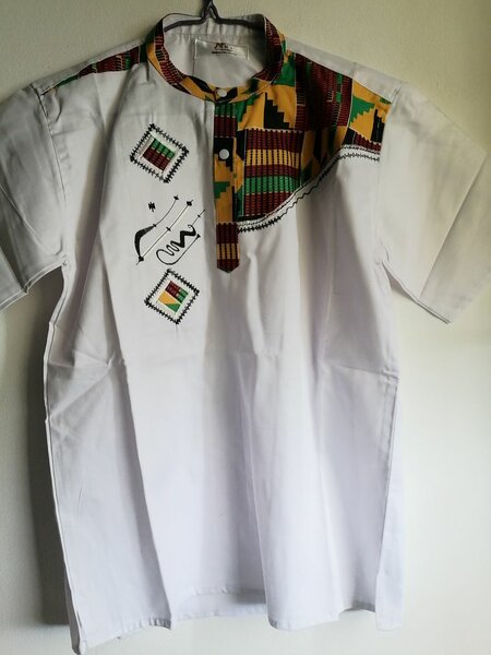 Chemise africaine homme blanche