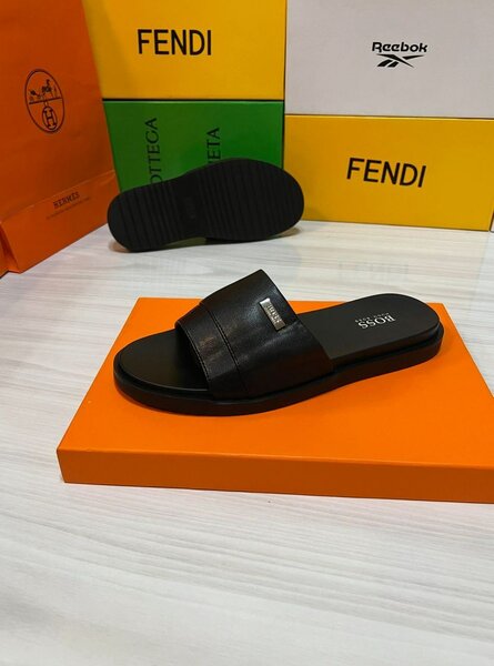 Sandales noires en cuir homme