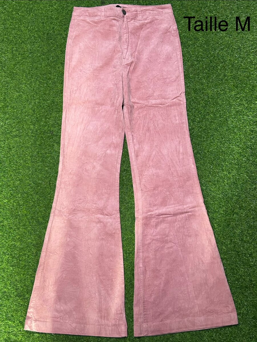 Pantalons évasés tendance