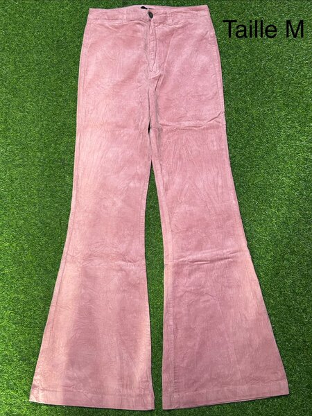 Pantalons évasés tendance