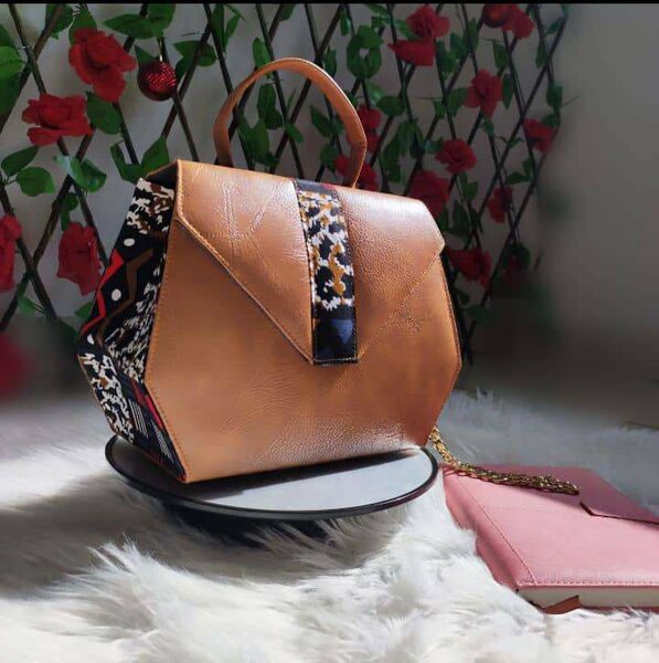 Sacs à main artisanaux pour femmes