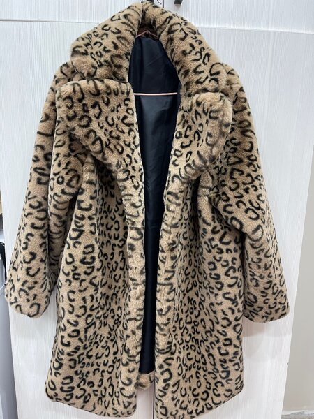 Классные почти новые)