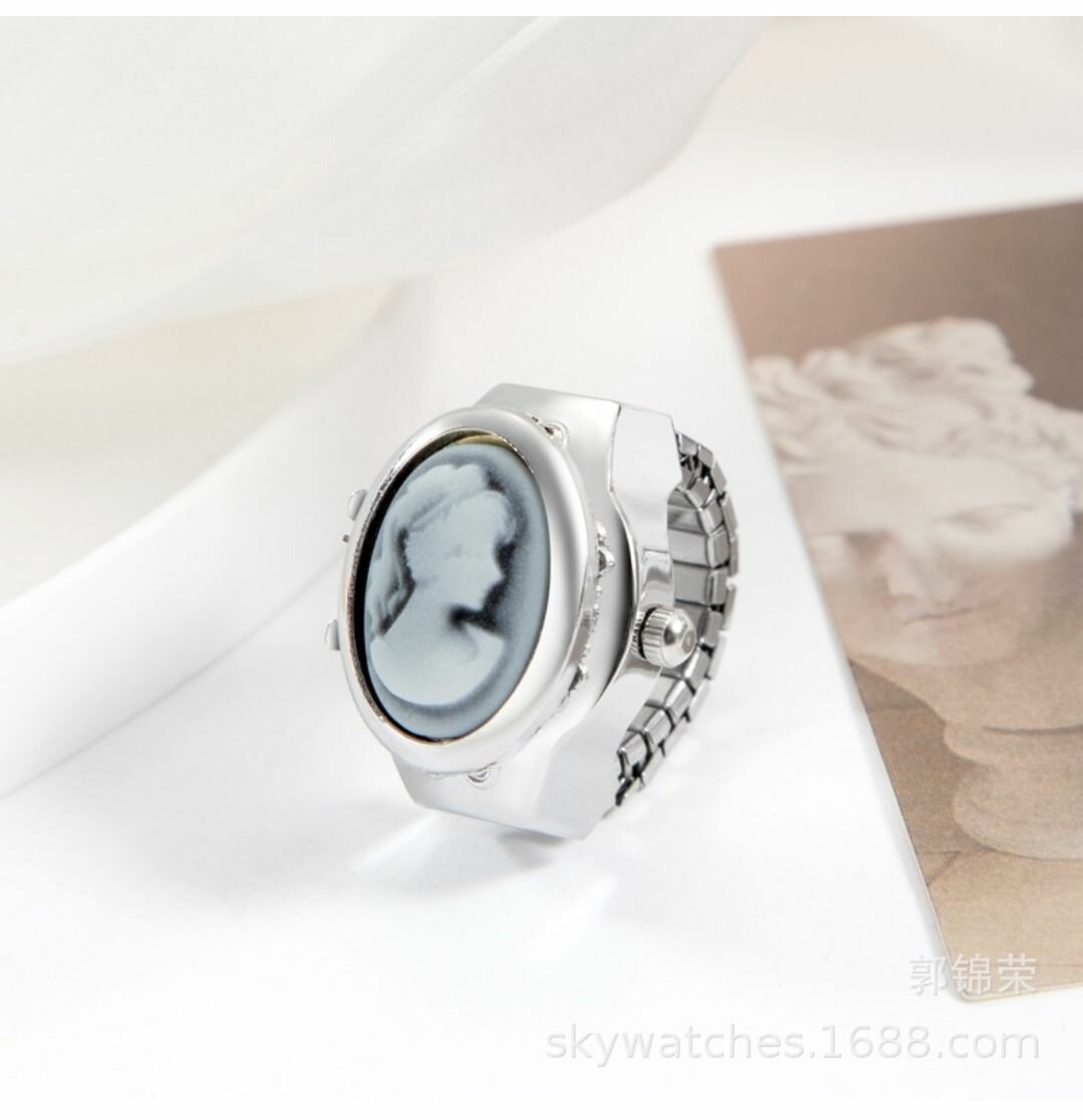 Montre blanche avec camee femme