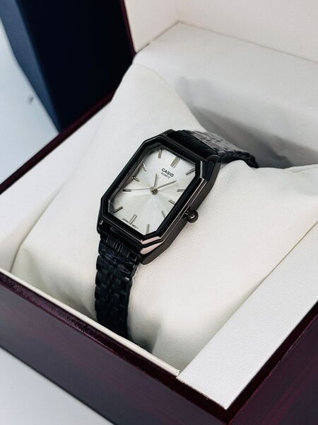 Montre Casio Homme Élegante