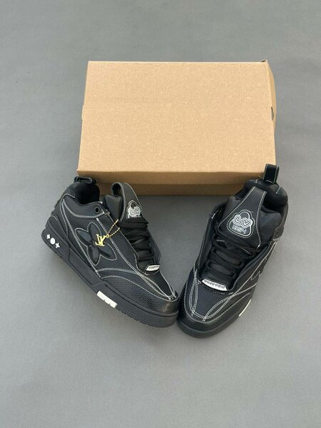 Baskets noires tendance homme