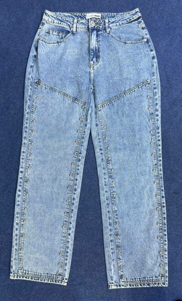 Jeans déchirés et usés pour femme