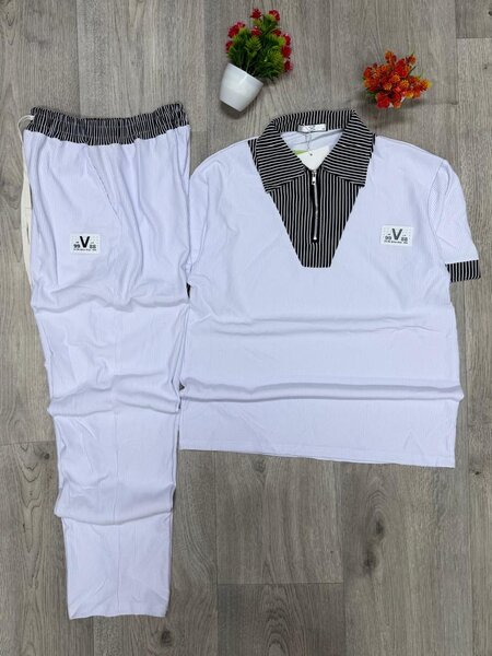 Ensemble survêtement sportswear