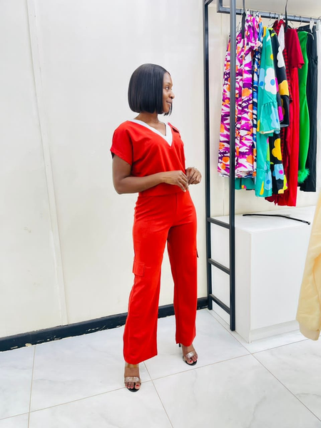Elegant pantsuit red
