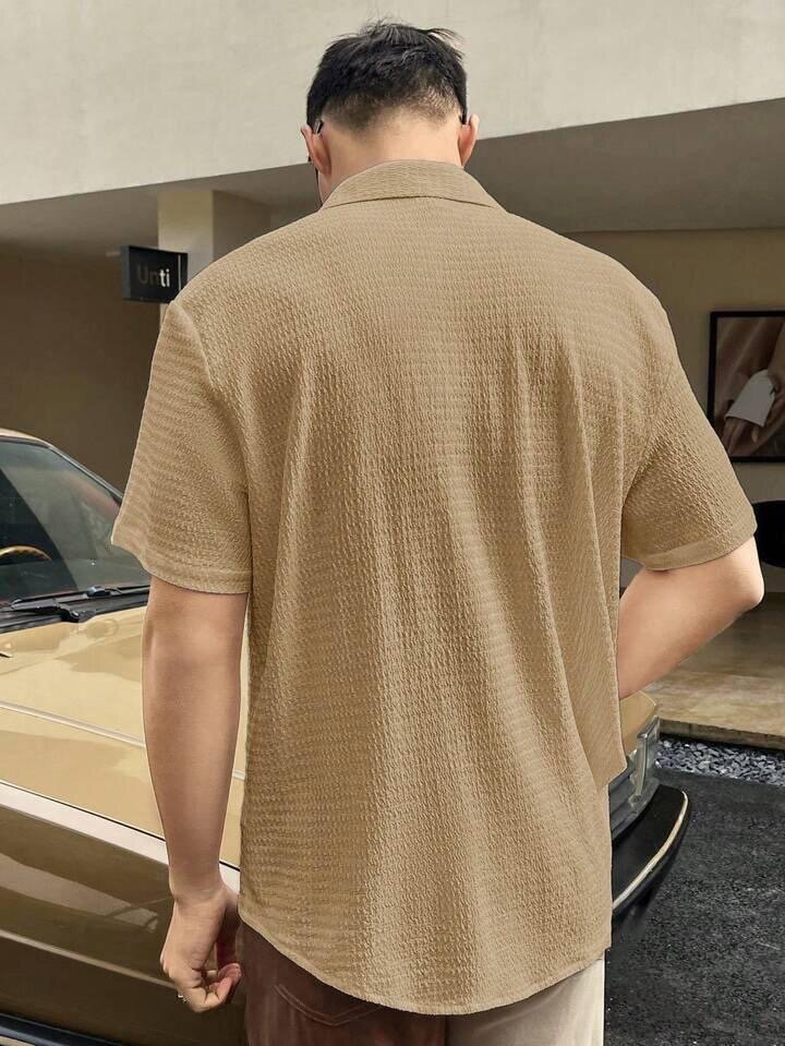 Chemise en lin beige chatoyante