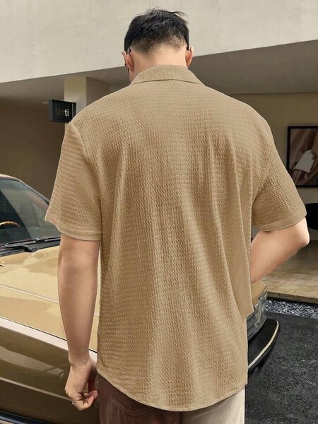 Chemise en lin beige chatoyante