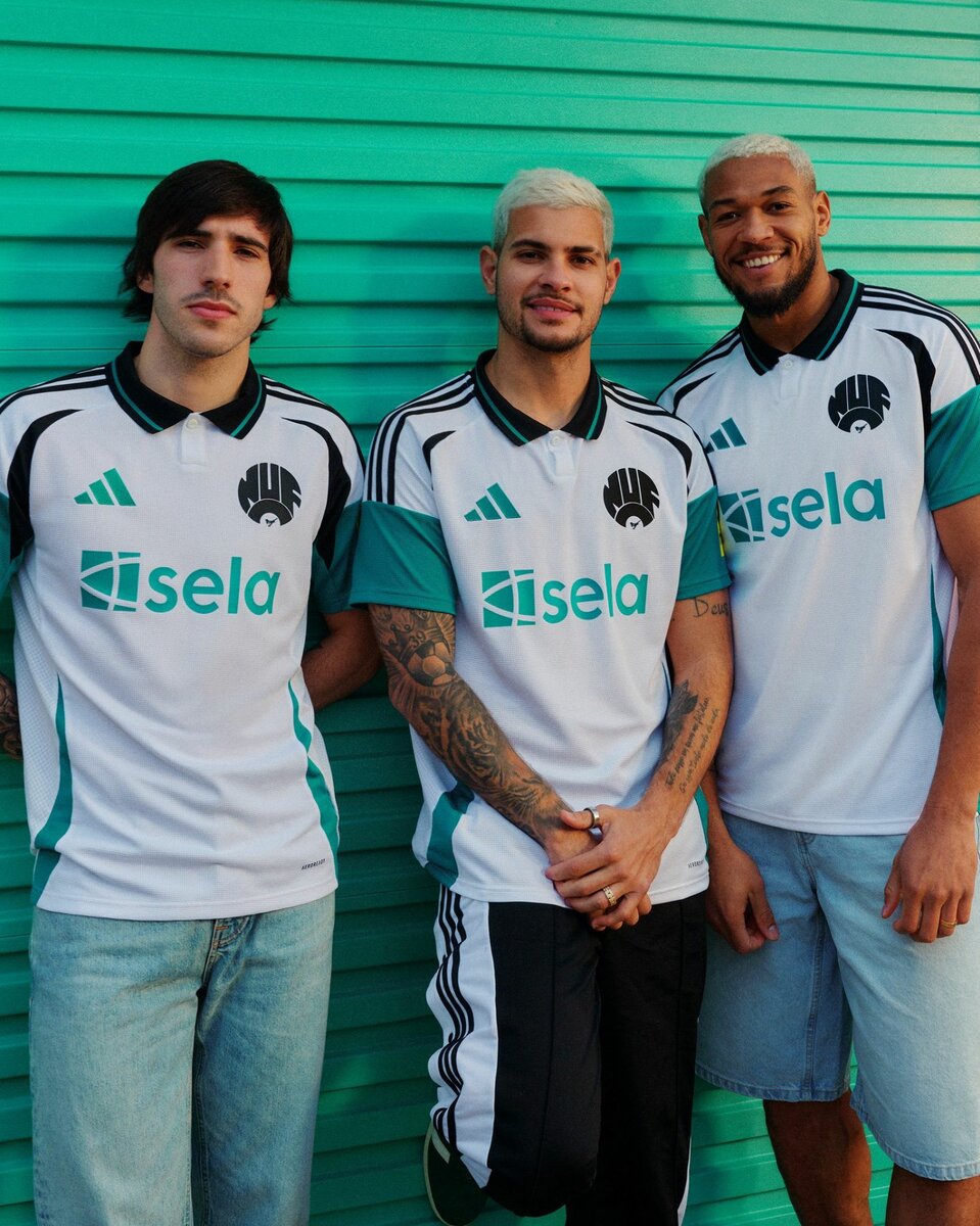 NewCastle 2024/2025 THIRD KIT